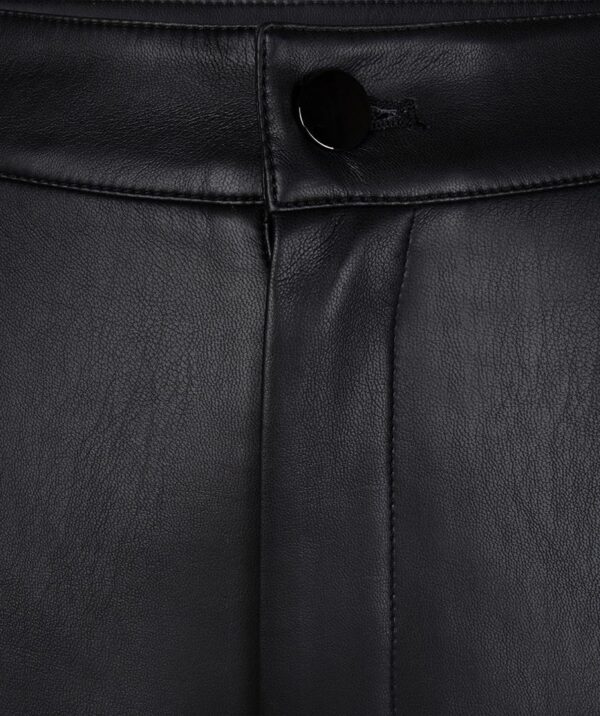 Trousers button closure PU