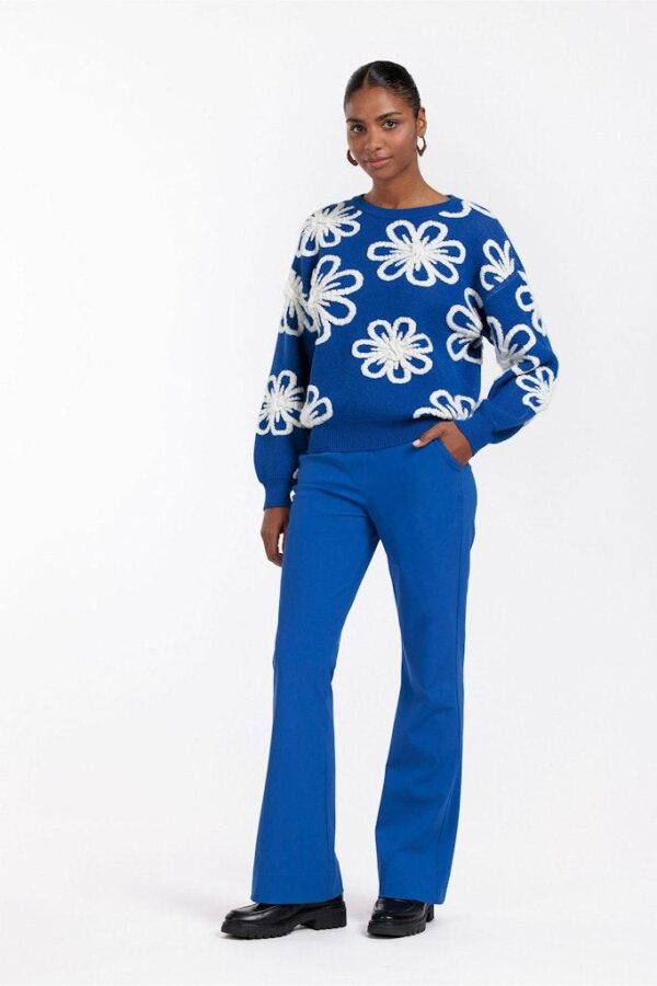 Cassidey flower pullover