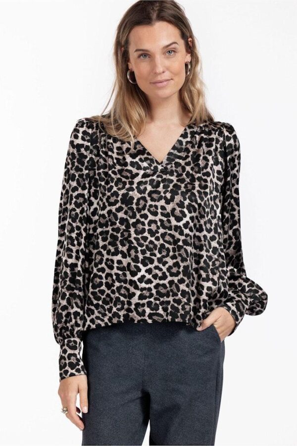 Emmarie animal top