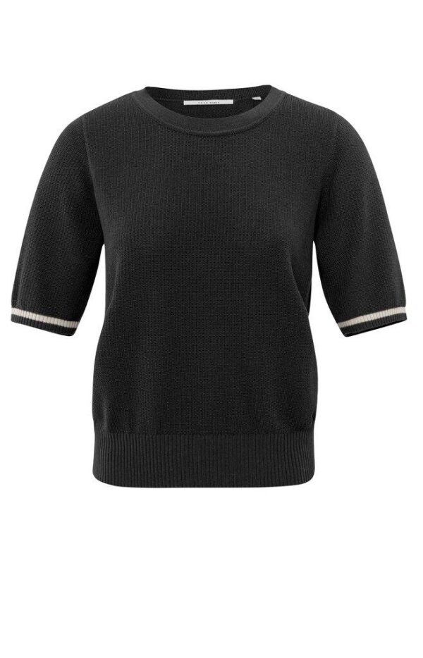 Ribbed Sweater Round Neck